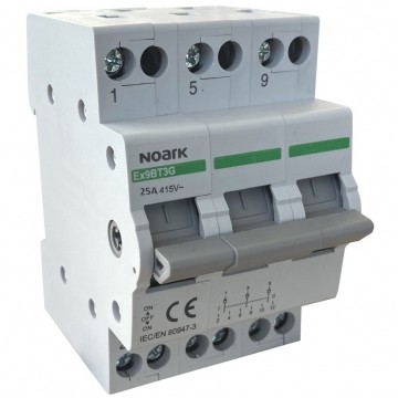 Przełącznik wyboru zasilania Sieć-Agregat 1-0-2 25A instalacyjny 3-modułowy NOARK